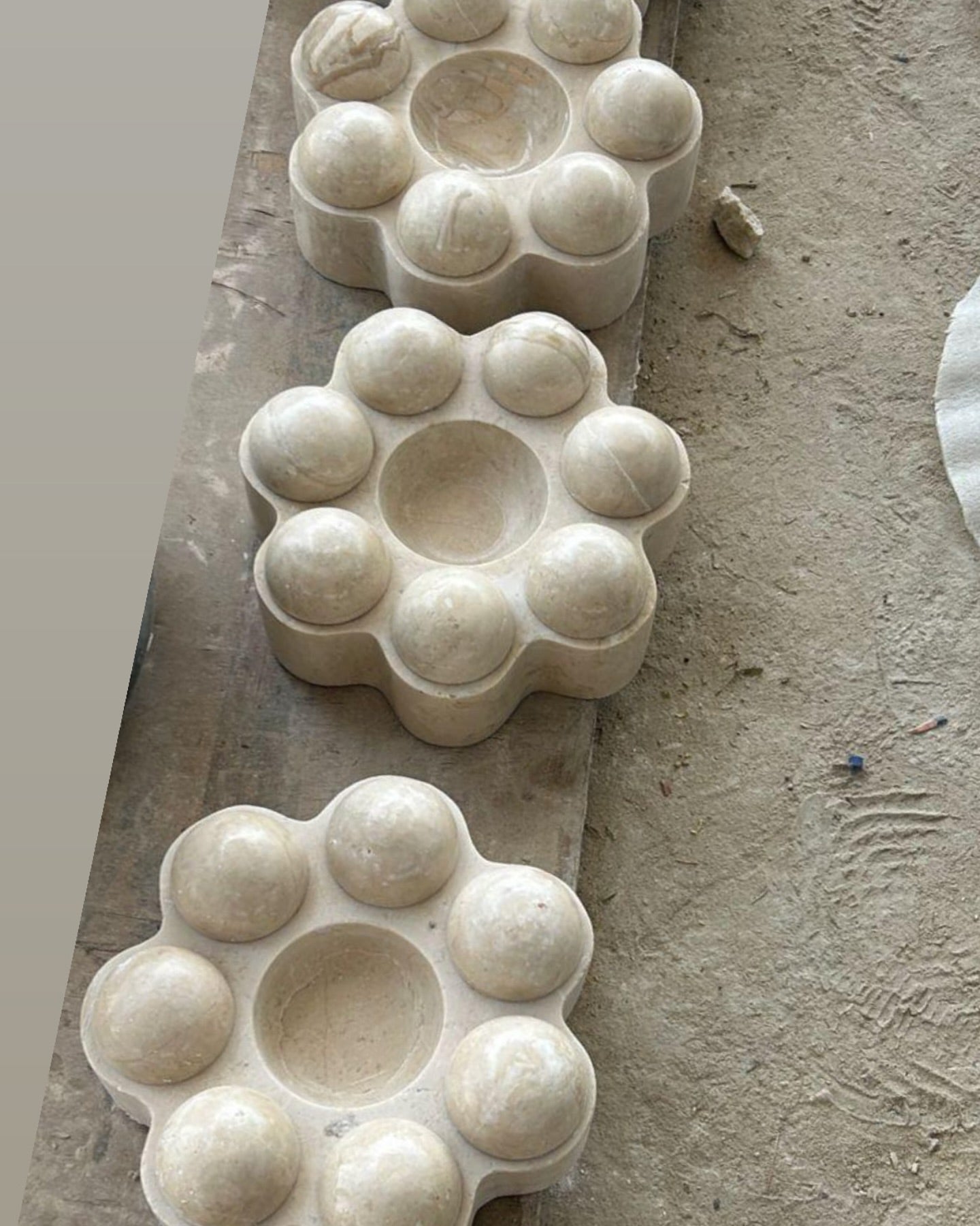 Sculpted Supplement Dish
