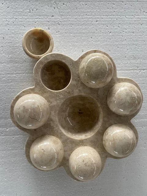 Sculpted Supplement Dish